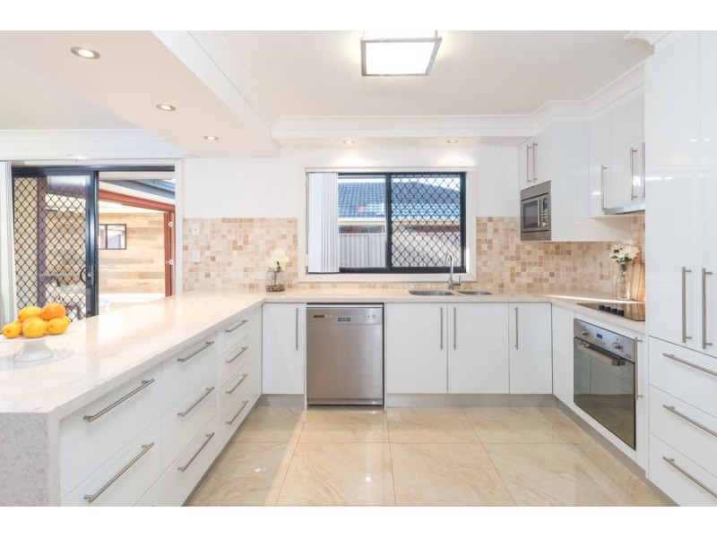 51 Pallert Street, Middle Park QLD 4074