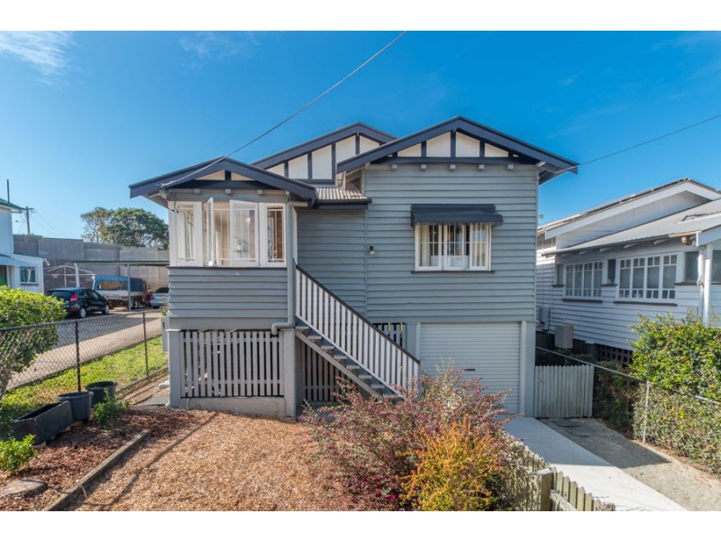 8 Salisbury Street, Woolloongabba QLD 4102