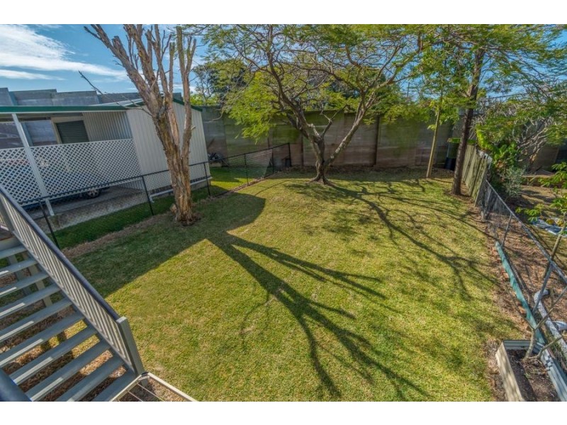 8 Salisbury Street, Woolloongabba QLD 4102