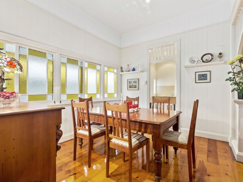 25 Jerrold Street, Sherwood QLD 4075