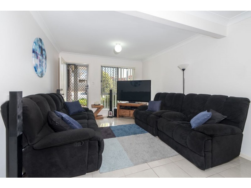 33/1 Mcauley Parade, Pacific Pines QLD 4211