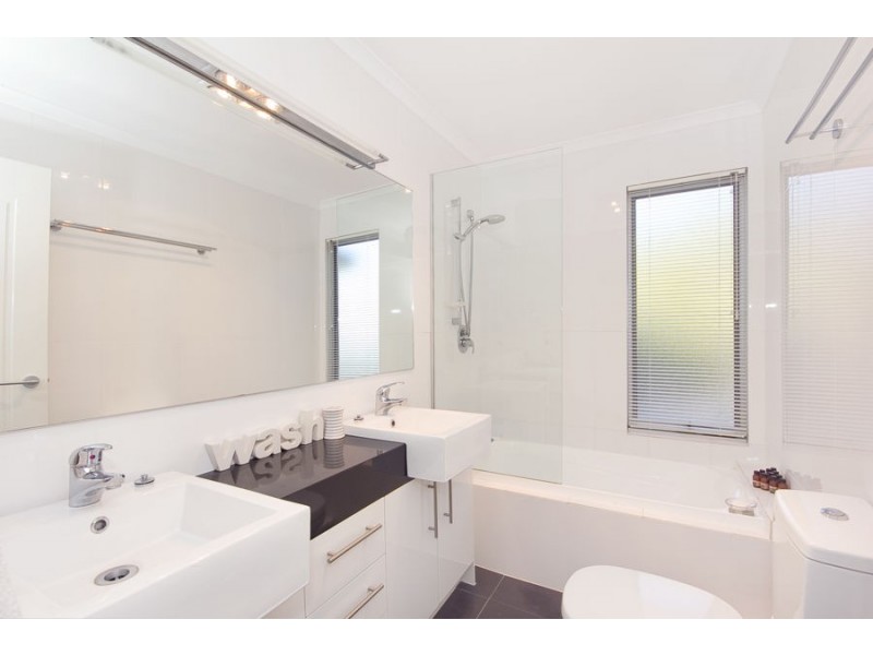 3/48 Belgrave Street, Balmoral QLD 4171