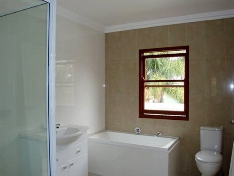 19 Graceville Avenue, Graceville QLD 4075