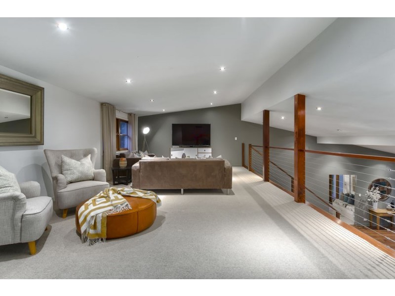 35 Hazelmere Pde, Sherwood QLD 4075