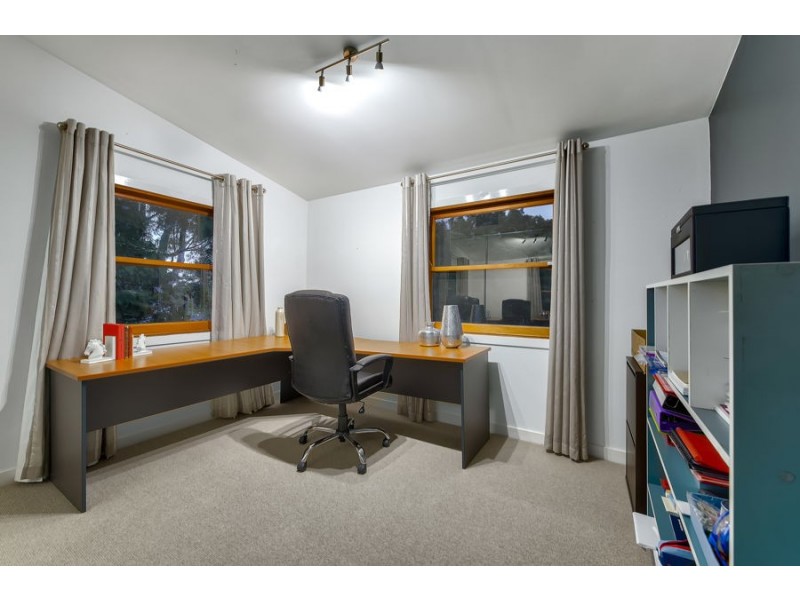 35 Hazelmere Pde, Sherwood QLD 4075