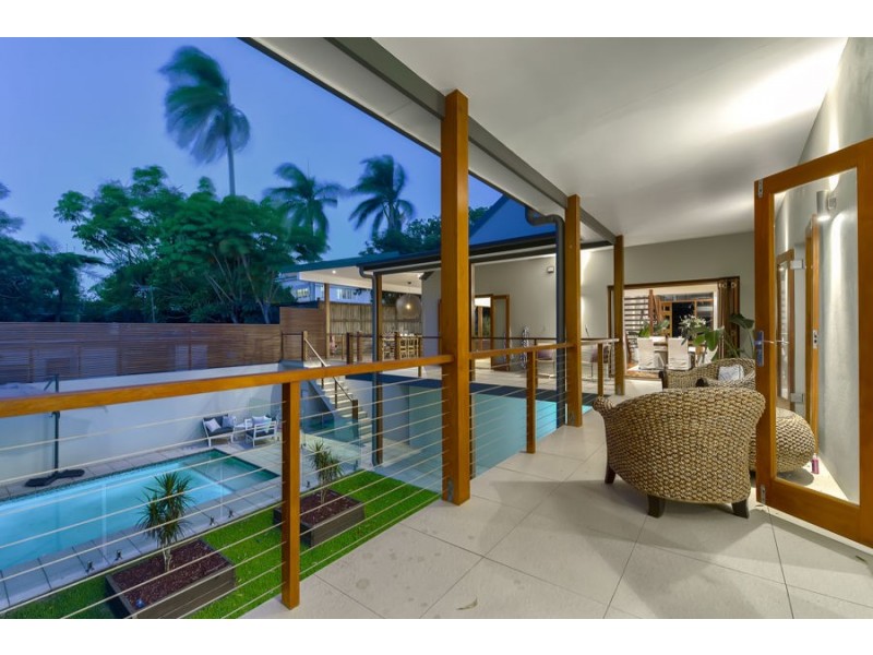 35 Hazelmere Pde, Sherwood QLD 4075