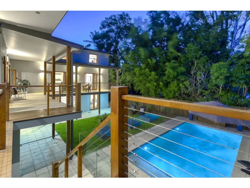 35 Hazelmere Pde, Sherwood QLD 4075