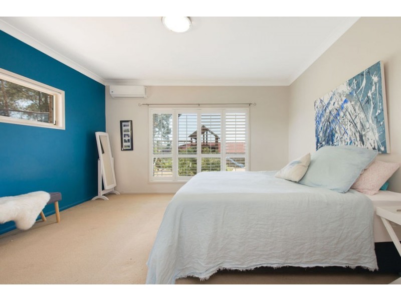 32 Eastwood Drive, Mansfield QLD 4122