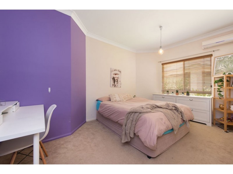 32 Eastwood Drive, Mansfield QLD 4122