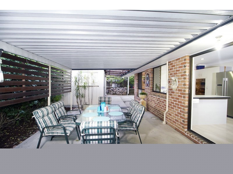 2 Skirmish Street, Seventeen Mile Rocks QLD 4073