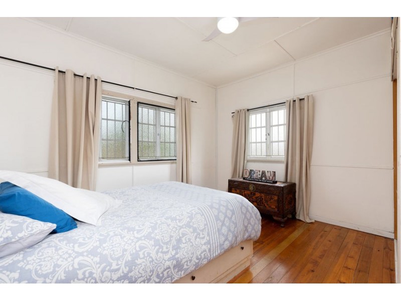 24 Grenfell Street, Mount Gravatt East QLD 4122