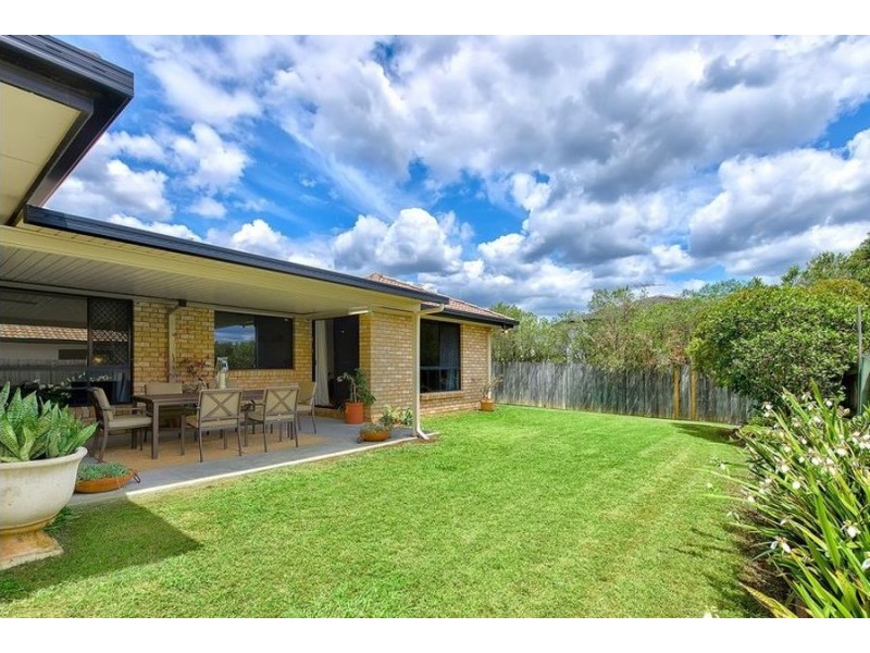 15 Troon Close, Oxley QLD 4075