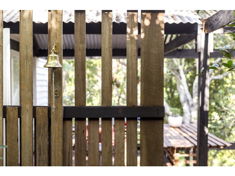 9 Ormond Tce, Indooroopilly QLD 4068