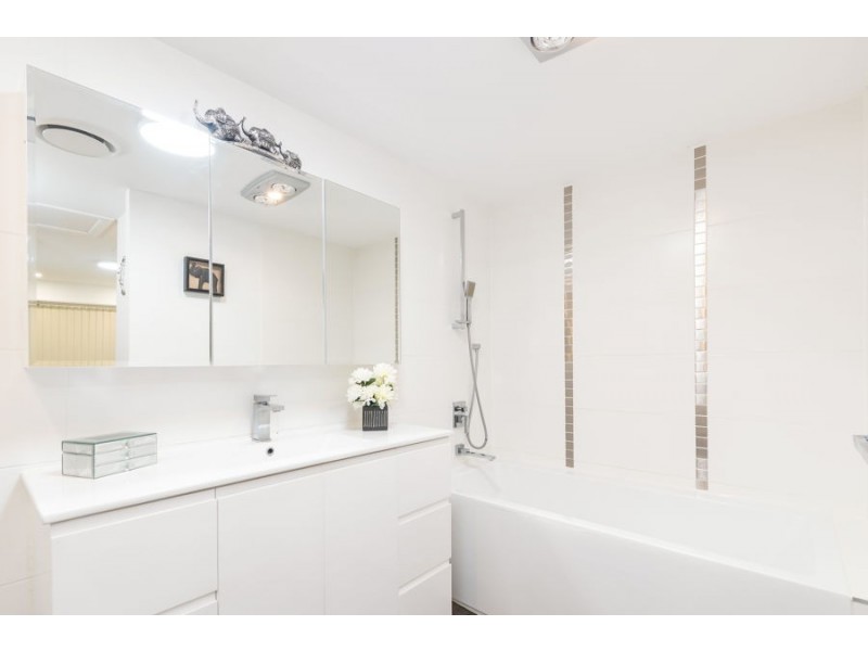 226 Horizon Drive, Westlake QLD 4074