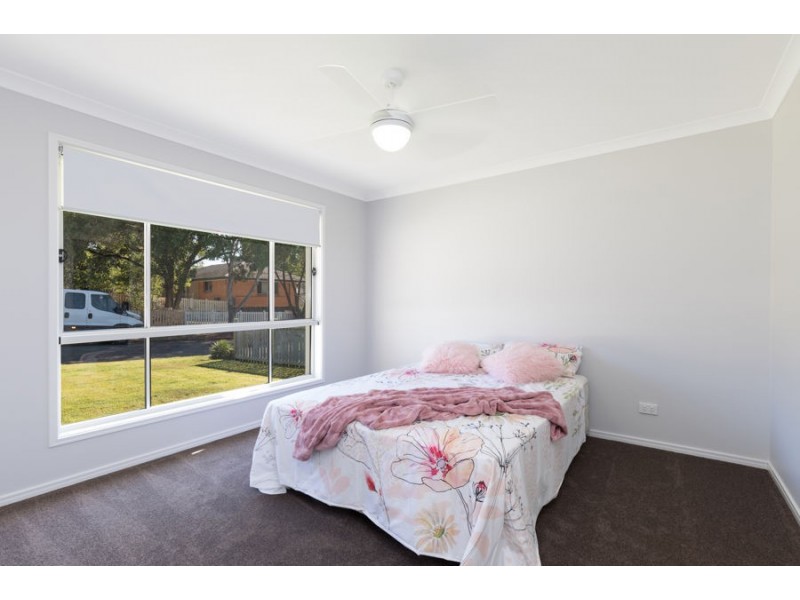 7 Diamond Street, Riverview QLD 4303