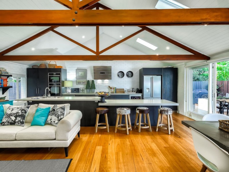 13 Hazelmere Parade, Sherwood QLD 4075