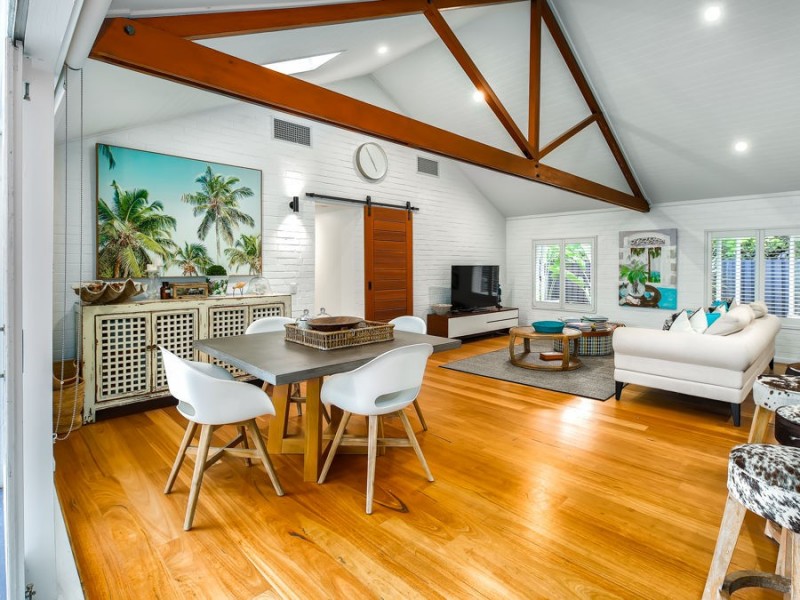 13 Hazelmere Parade, Sherwood QLD 4075