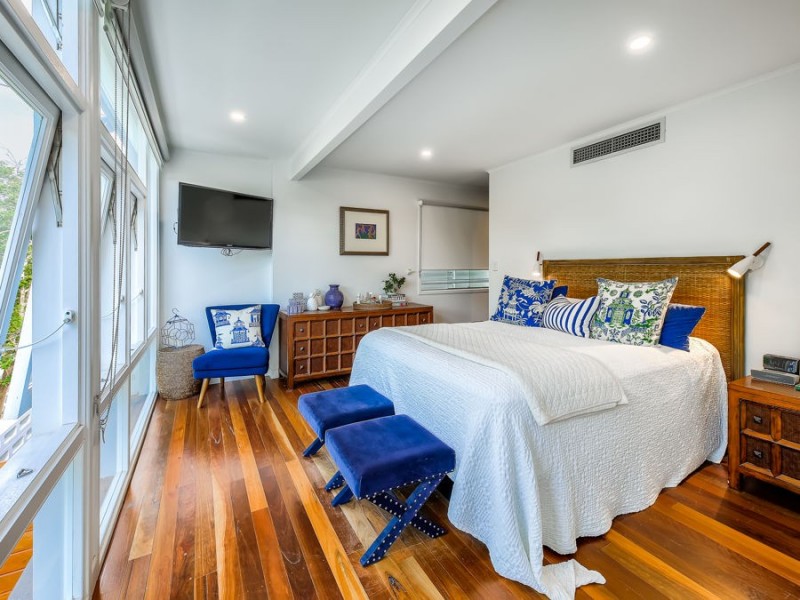 13 Hazelmere Parade, Sherwood QLD 4075