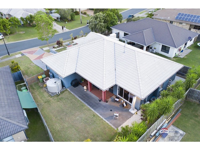 19 Quinn Close, Augustine Heights QLD 4300