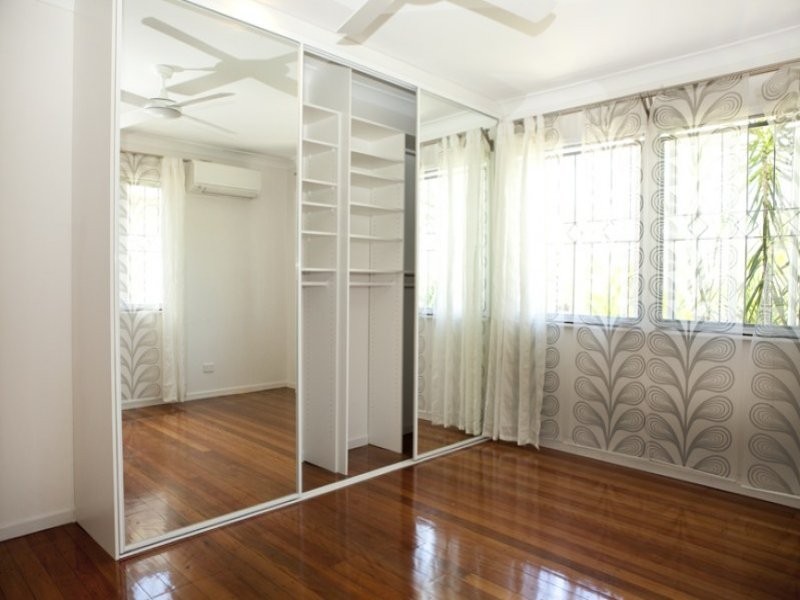 128 Leybourne Street, Chelmer QLD 4068