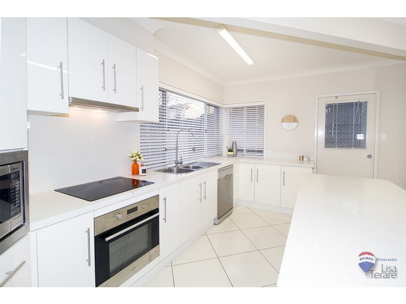 108 Riverhills Road, Middle Park QLD 4074