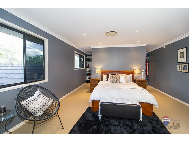 21 Drovers Place, Sumner QLD 4074
