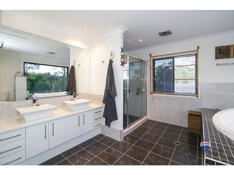 21 Drovers Place, Sumner QLD 4074