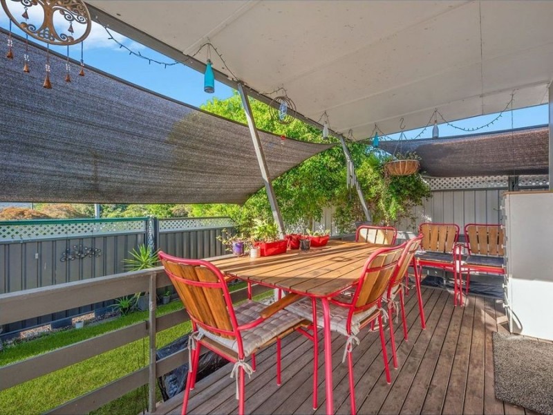 10 Brownie Street, Jamboree Heights QLD 4074