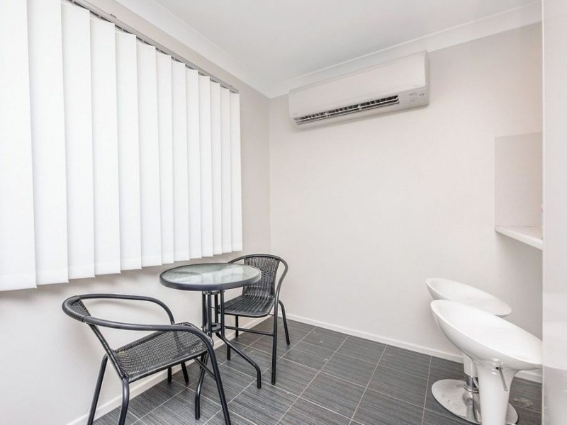 10 Brownie Street, Jamboree Heights QLD 4074