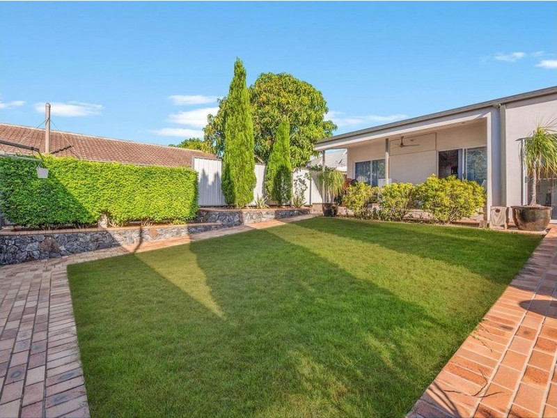 10 Brownie Street, Jamboree Heights QLD 4074