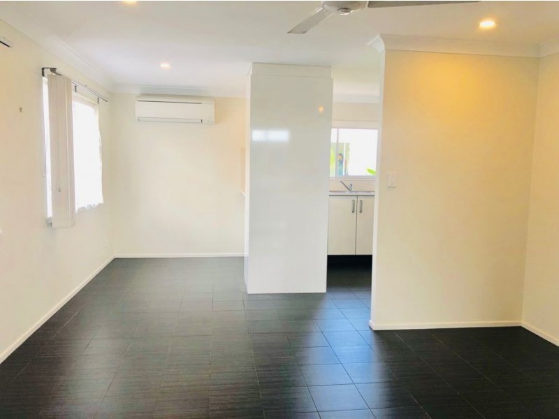 10 Brownie Street, Jamboree Heights QLD 4074