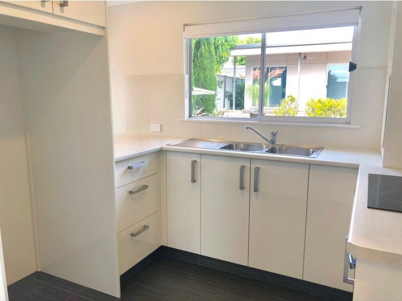 10 Brownie Street, Jamboree Heights QLD 4074