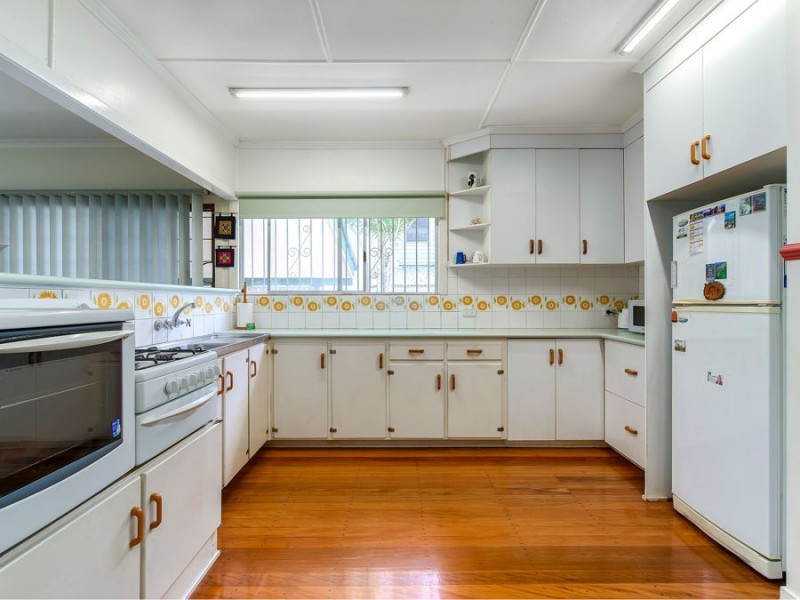 41 Howard Street, Oxley QLD 4075