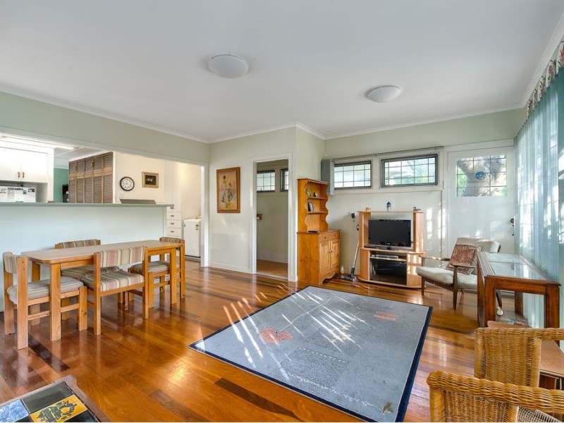 41 Howard Street, Oxley QLD 4075