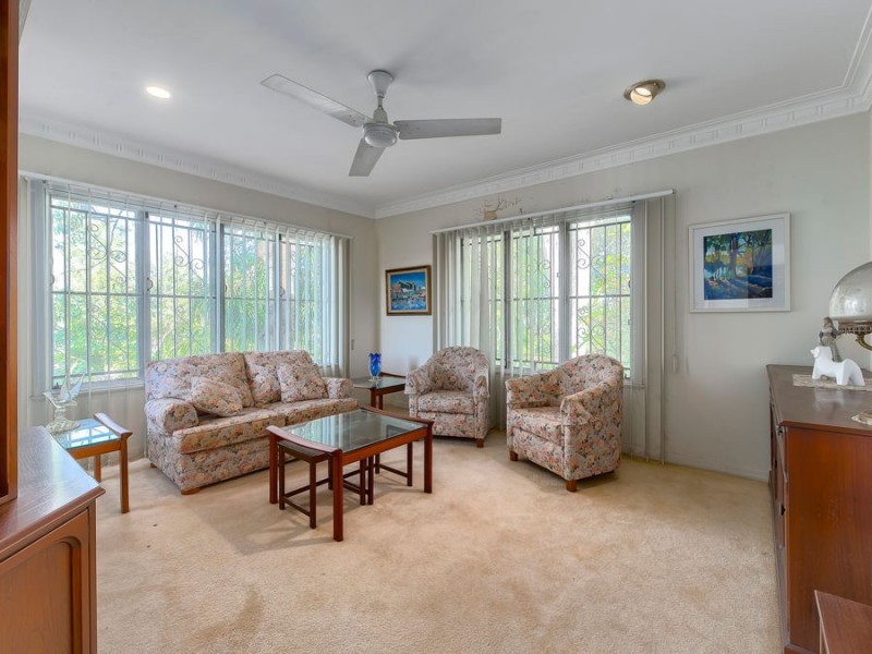 41 Howard Street, Oxley QLD 4075