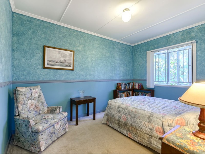 41 Howard Street, Oxley QLD 4075