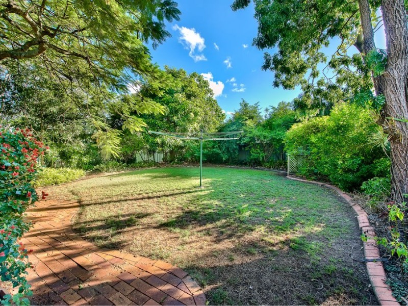 41 Howard Street, Oxley QLD 4075