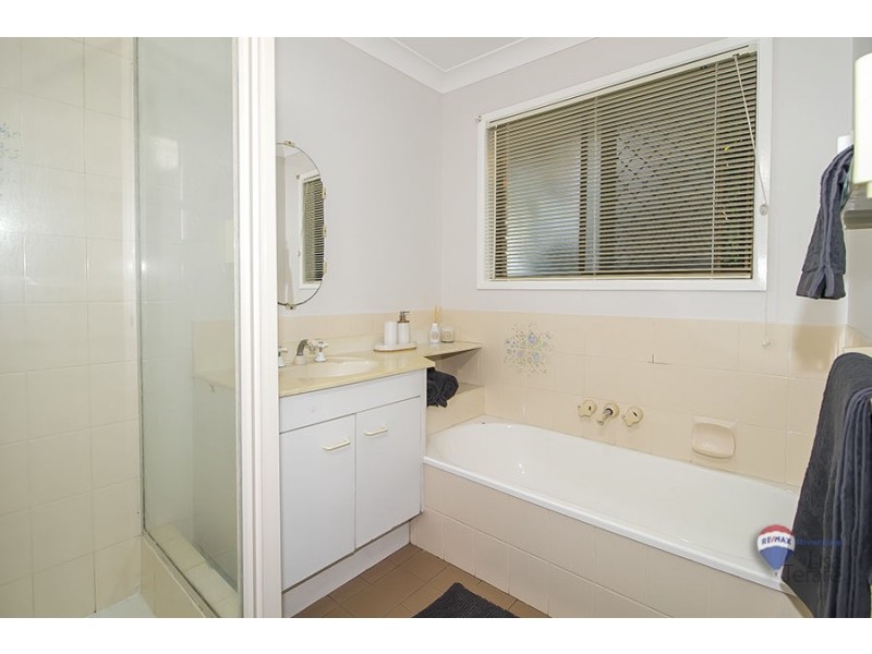 68 Gertrude Mcleod Crescent, Middle Park QLD 4074