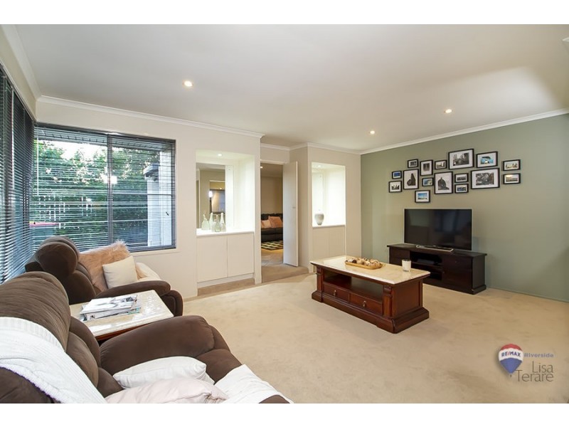 4 Copping Court, Sinnamon Park QLD 4073