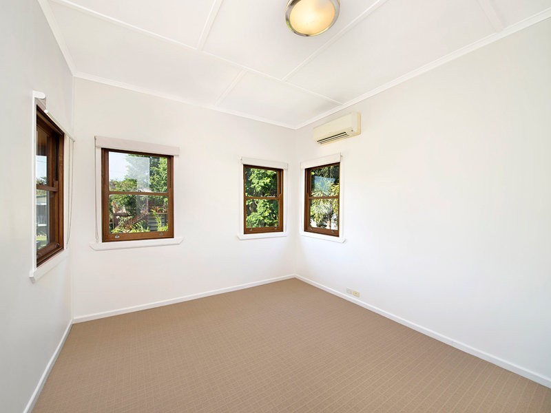 57 Thomas Street, Sherwood QLD 4075