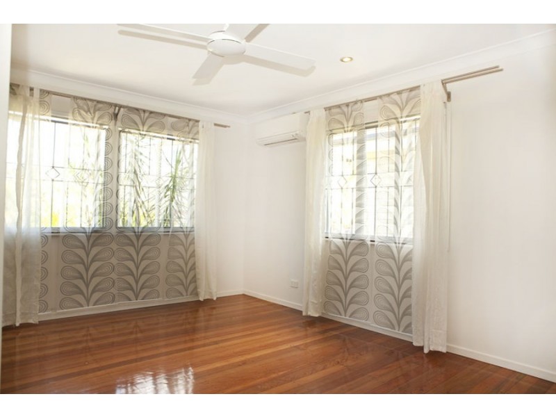 128 Leybourne Street, Chelmer QLD 4068