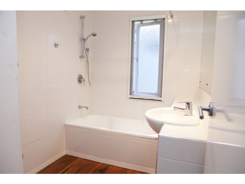 128 Leybourne Street, Chelmer QLD 4068