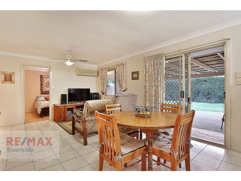 8 Silverash Court, Regents Park QLD 4118