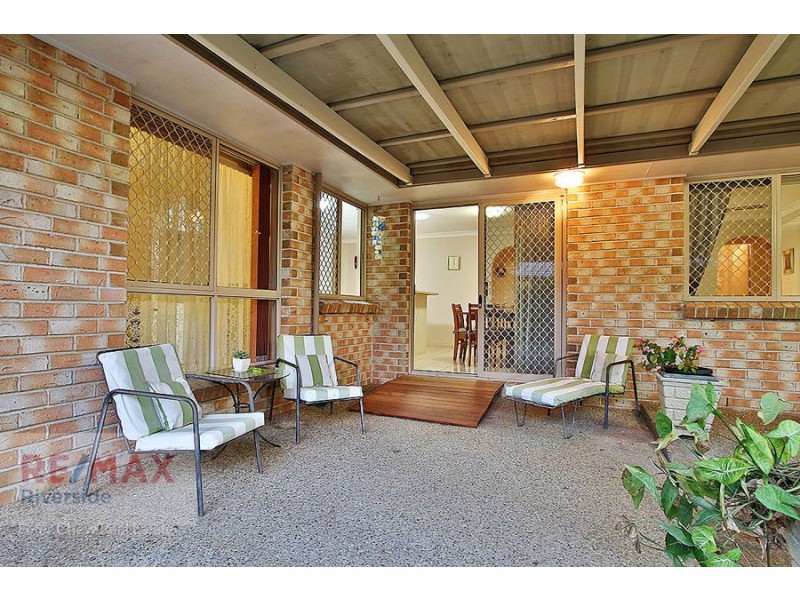 8 Silverash Court, Regents Park QLD 4118