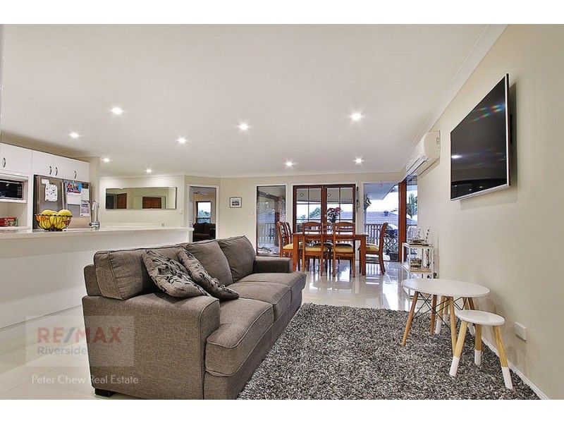 106 Glen Ross Road, Sinnamon Park QLD 4073