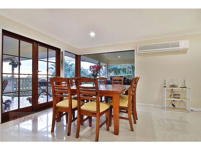 106 Glen Ross Road, Sinnamon Park QLD 4073