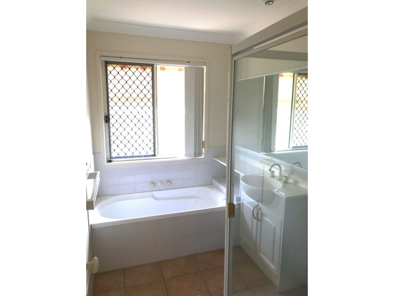 39 Tennent Street, Westlake QLD 4074