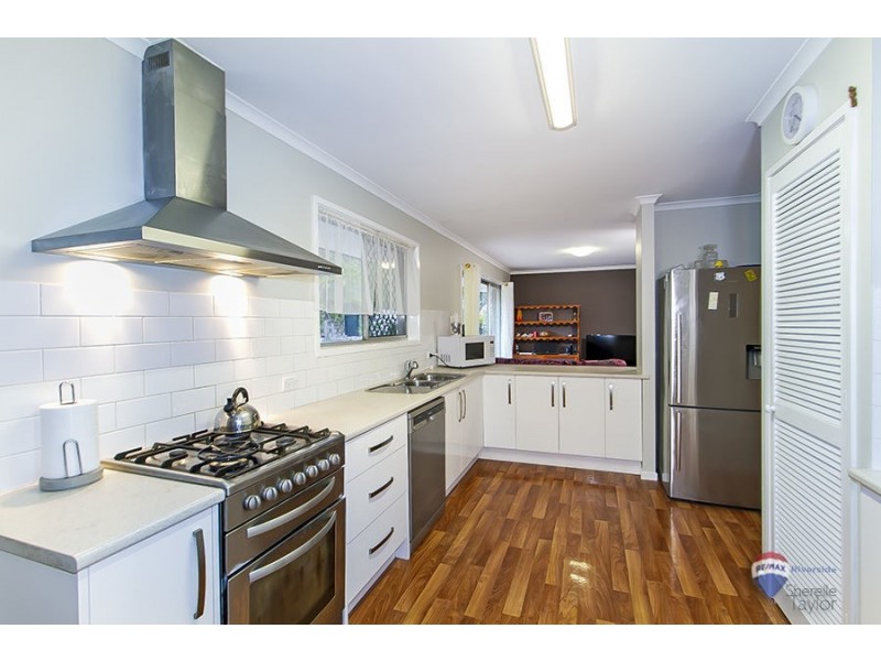 19 Essex Court, Bellbird Park QLD 4300