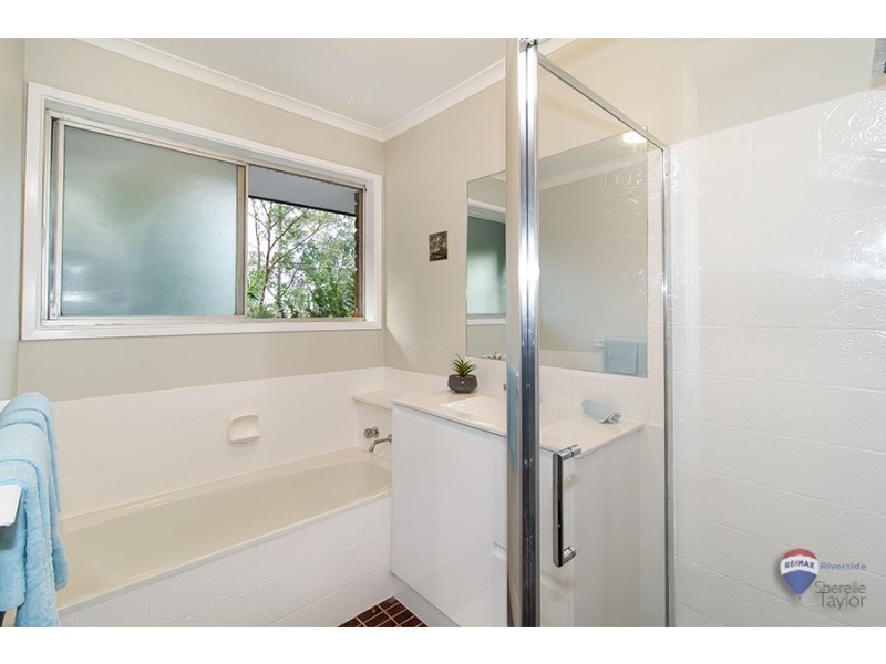 19 Essex Court, Bellbird Park QLD 4300