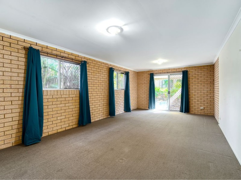 22 Masterton Street, Oxley QLD 4075